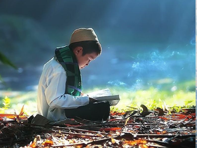 تلقي القرآن - كيف يساعد حفظ القرآن الكريم على زيادة التركيز والتحصيل الدراسي لطفلك؟ كيف يساعد حفظ القرآن الكريم على زيادة التركيز والتحصيل الدراسي لطفلك؟