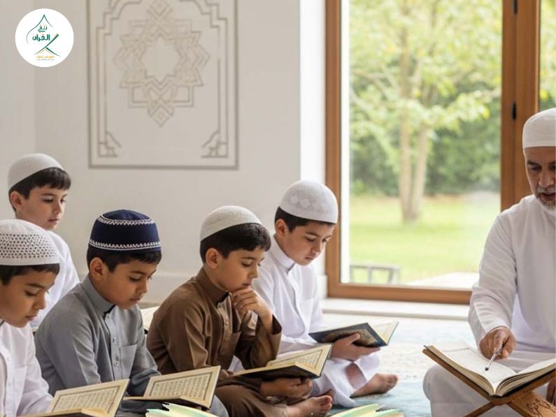 تلقي القرآن - بناء العادات للأطفال: كيف تبني مع طفلك عادة يَوْمِيَّة لا تتأثر بضغط الامتحانات؟ بناء العادات للأطفال: كيف تبني مع طفلك عادة يَوْمِيَّة لا تتأثر بضغط الامتحانات؟