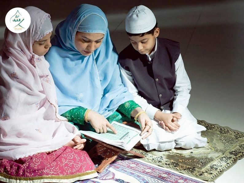 تلقي القرآن - الخجل من القراءة أمام الفصل: كيف يبني "تلقي" ثقة طفلك بنفسه؟ | علاج الخجل عند الأطفال الخجل من القراءة أمام الفصل: كيف يبني "تلقي" ثقة طفلك بنفسه؟ | علاج الخجل عند الأطفال